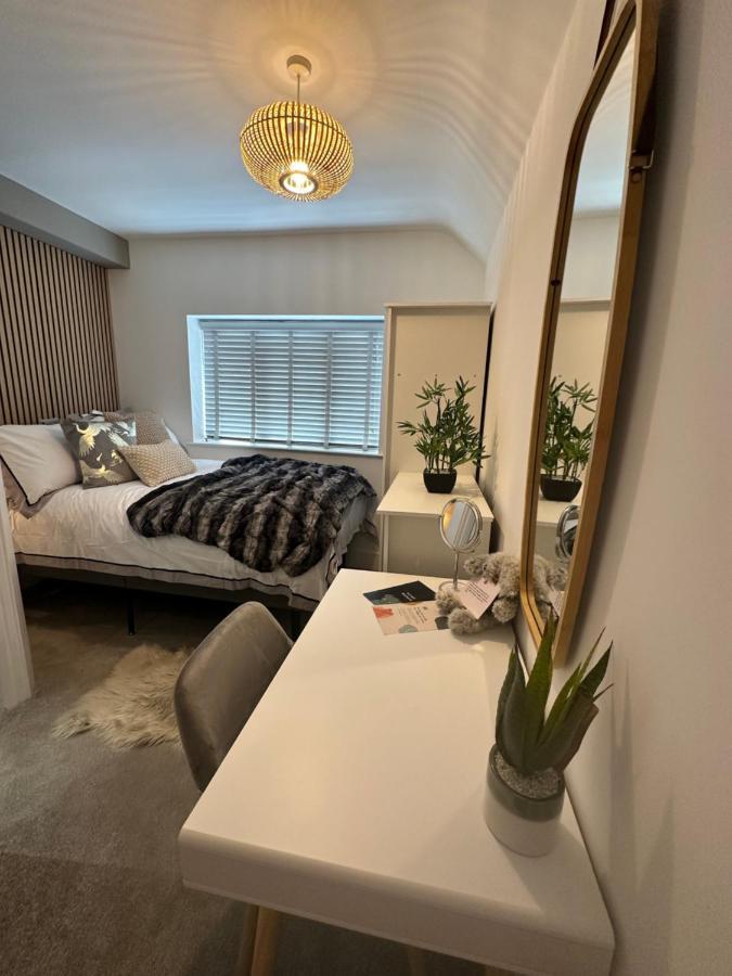 Boutique Nights Aparthotel WTA-toernooi van WTA-toernooi van Eastbourne Buitenkant foto