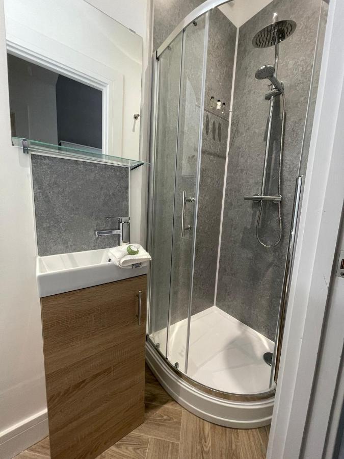 Boutique Nights Aparthotel WTA-toernooi van WTA-toernooi van Eastbourne Buitenkant foto