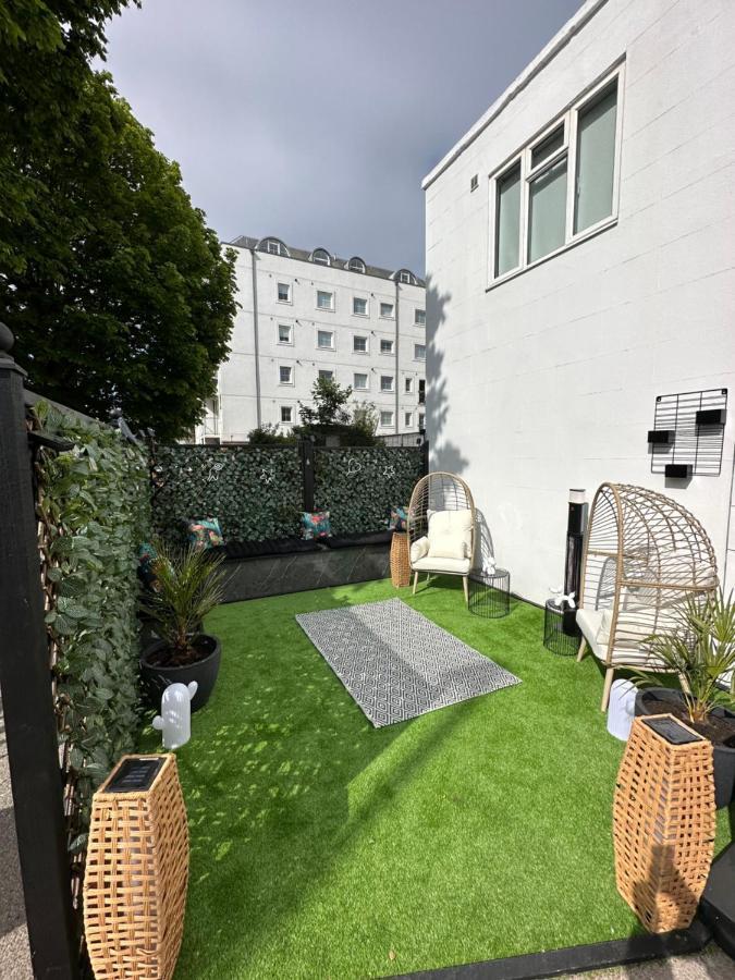 Boutique Nights Aparthotel WTA-toernooi van WTA-toernooi van Eastbourne Buitenkant foto